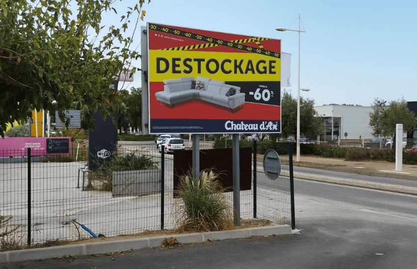 Photo d'un affichage 4 8 12